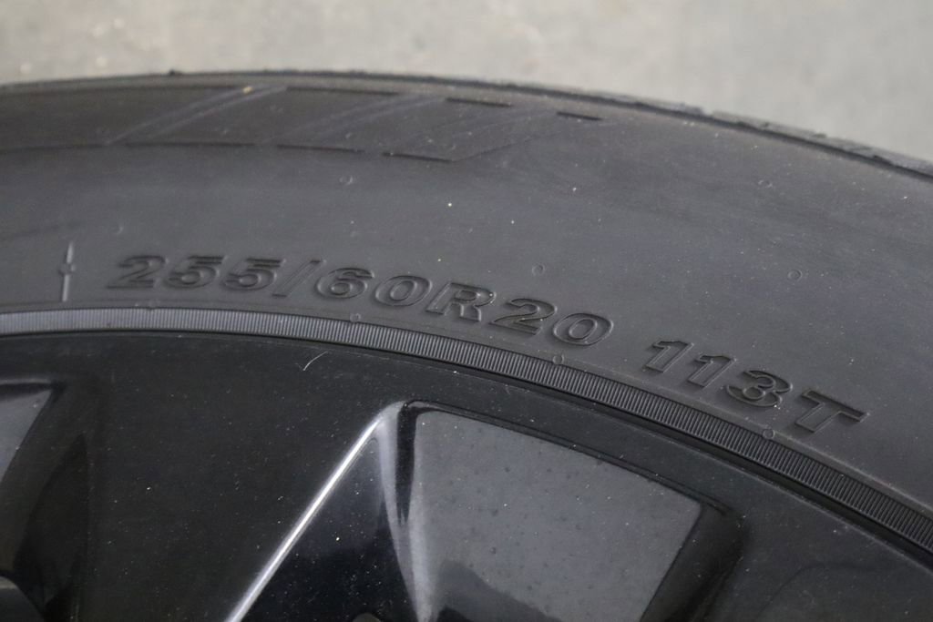 Used 2025 Jeep Wrangler Unlimited Sahara image 44