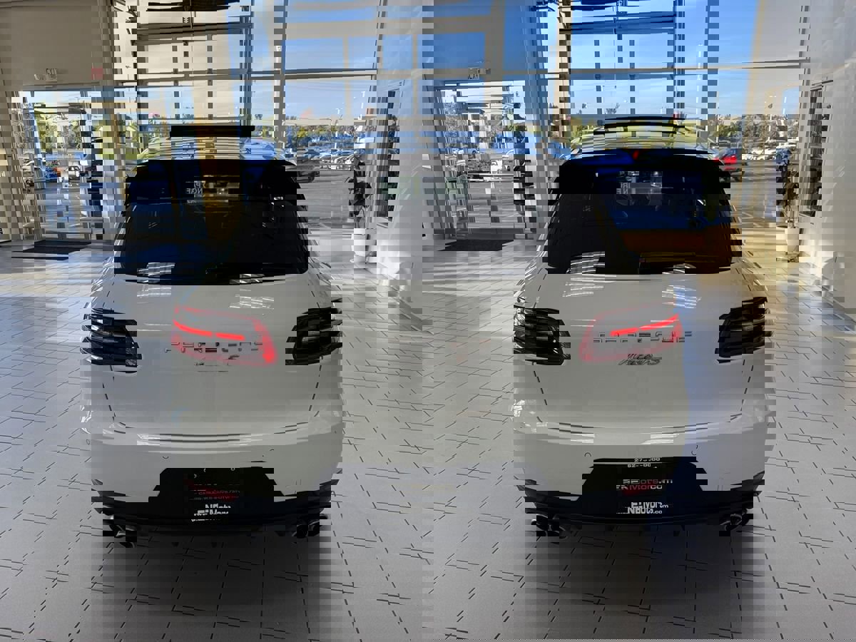 Used 2015 Porsche Macan S image 55