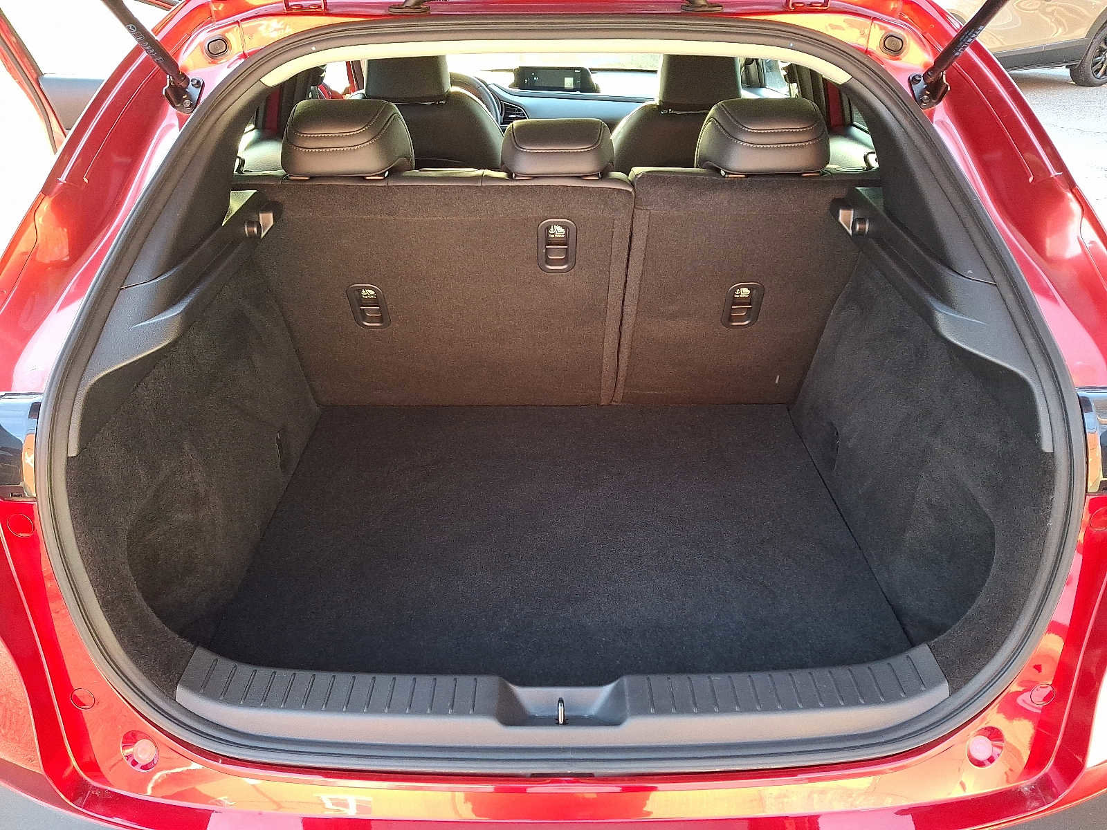 Used 2025 MAZDA CX-30 AWD 2.5 S w/ Select Sport Pkg image 28