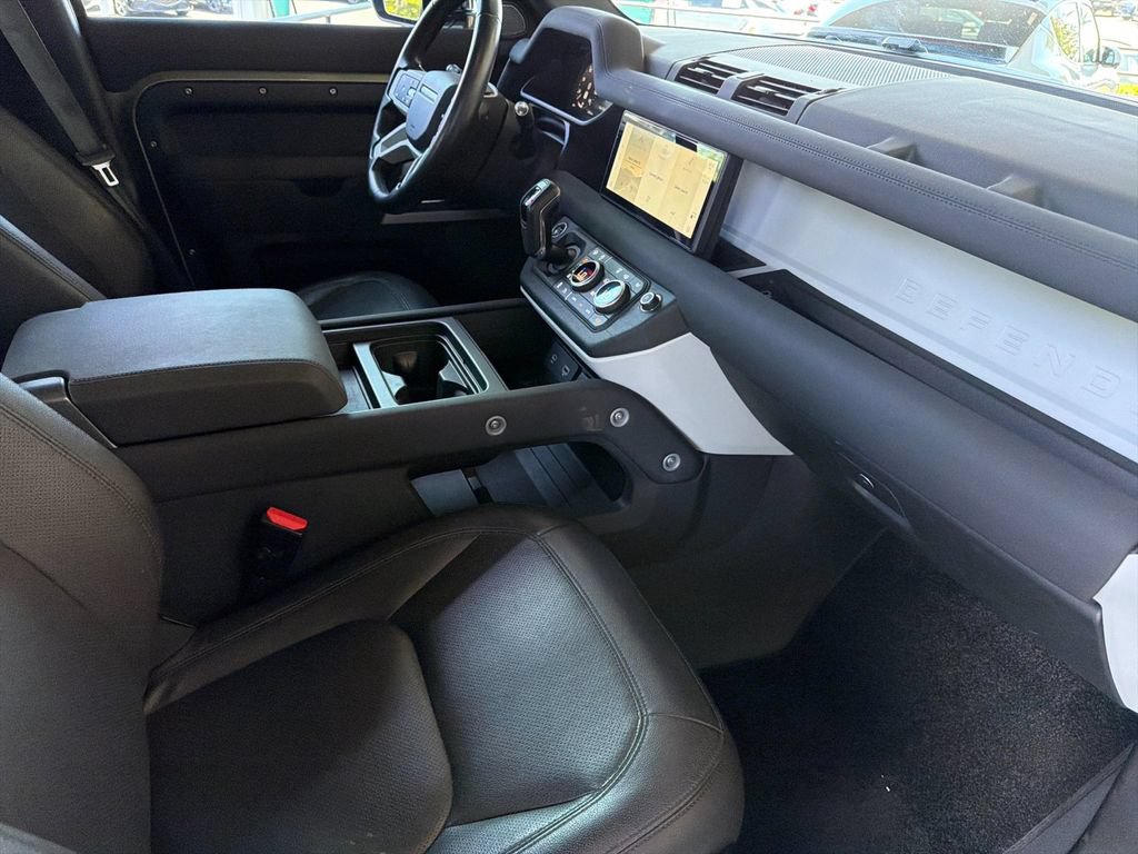 Used 2023 Land Rover Defender 110 S AWD/4WD image 16