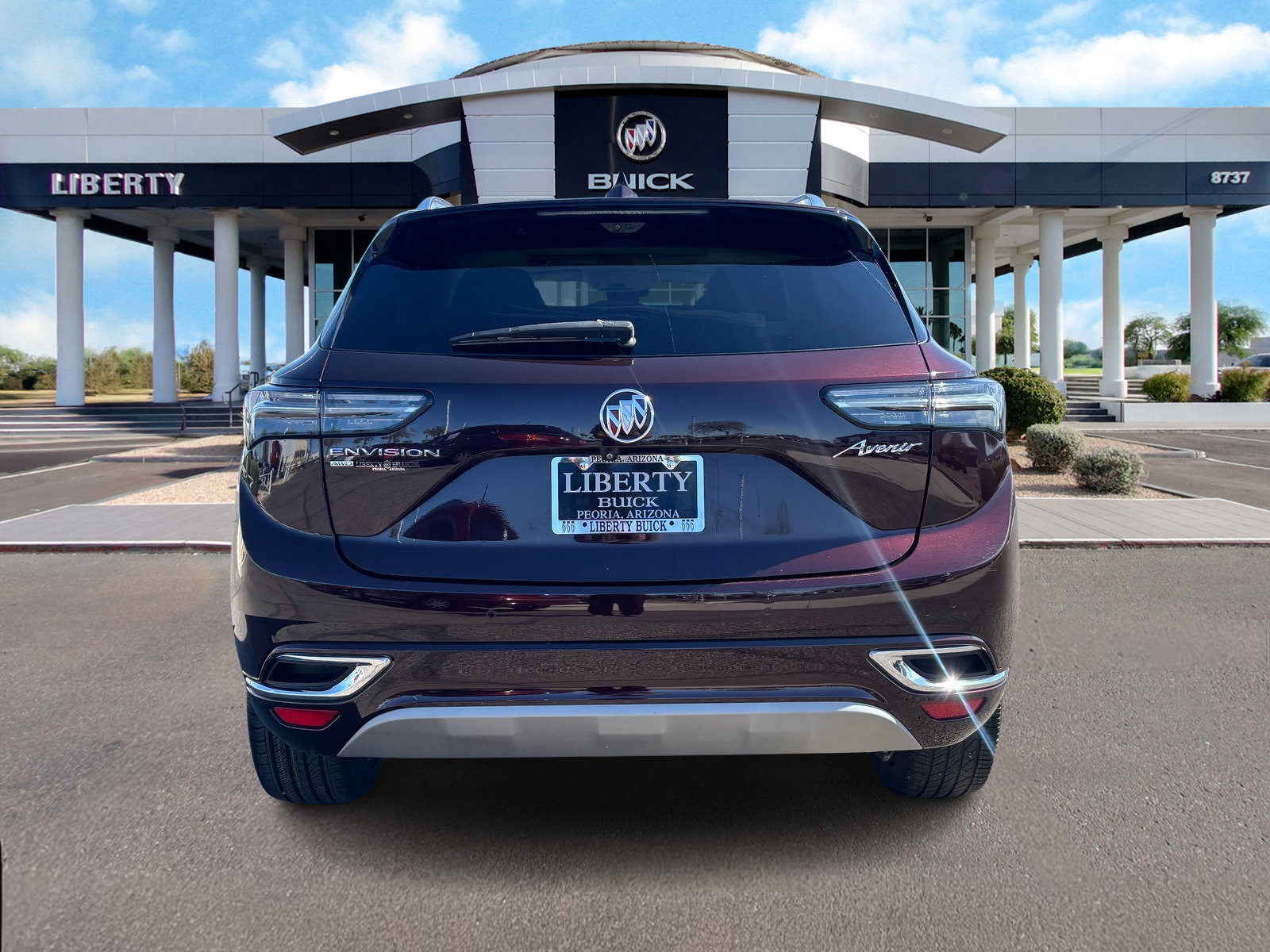 Used 2023 Buick Envision Avenir image 5