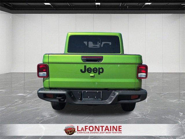 New 2025 Jeep Gladiator Sport image 4