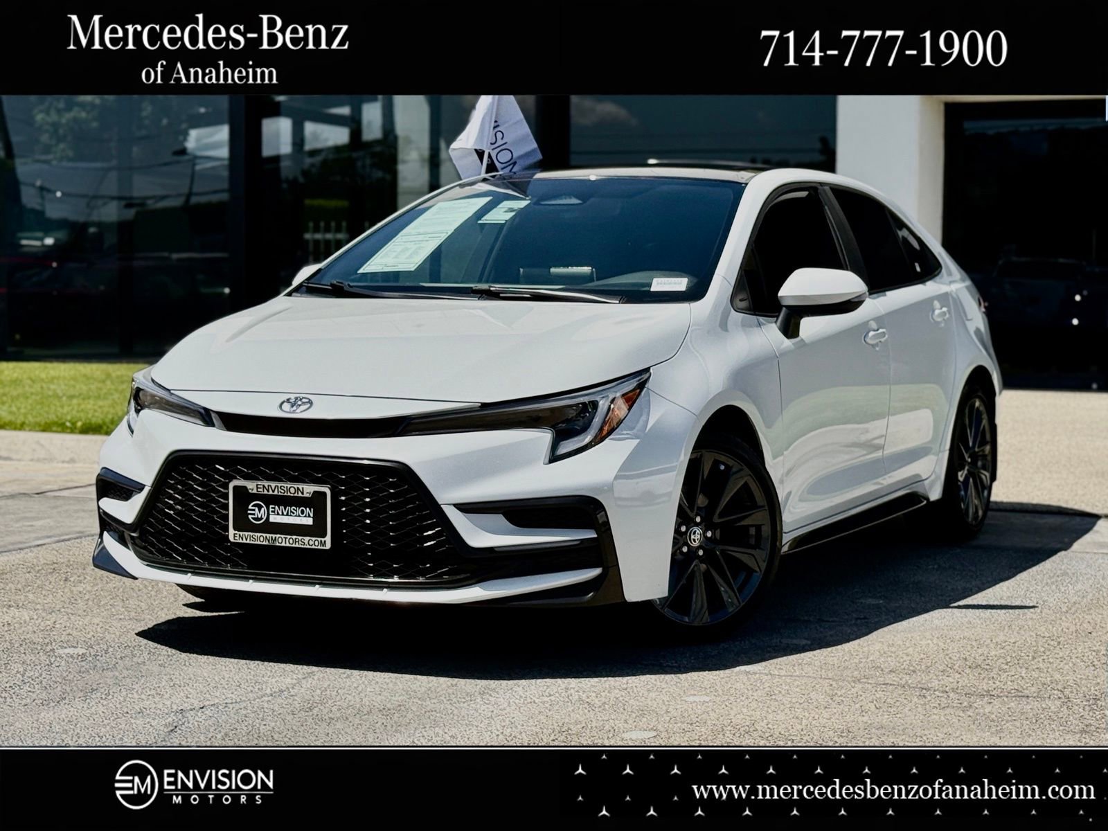 Used 2024 Toyota Corolla XSE FWD image 1