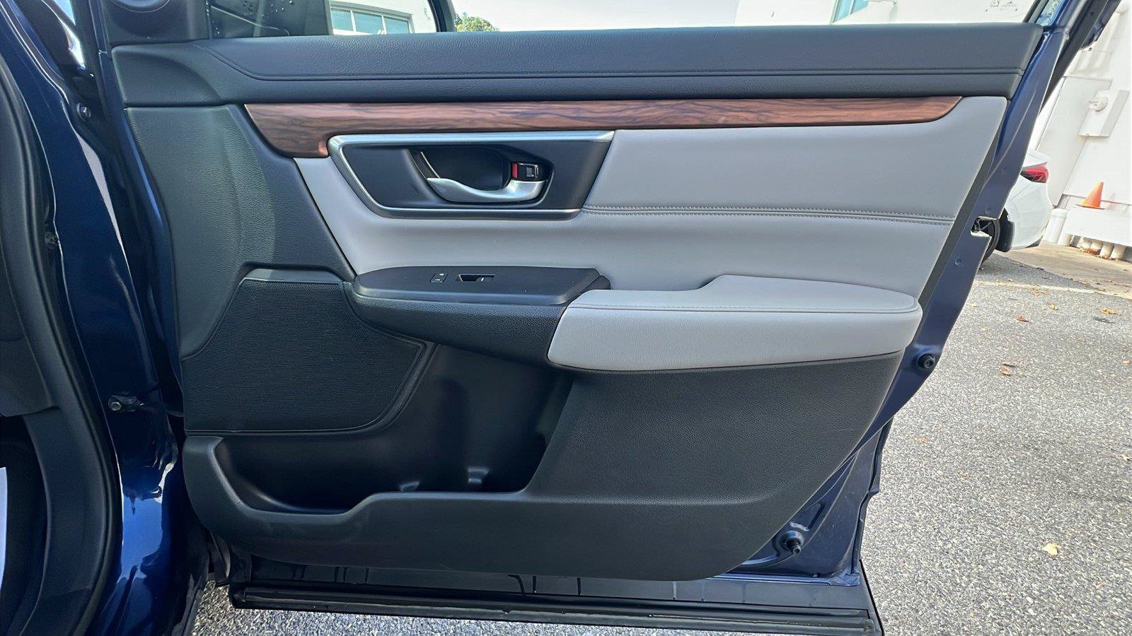 Used 2019 Honda CR-V EX-L image 12