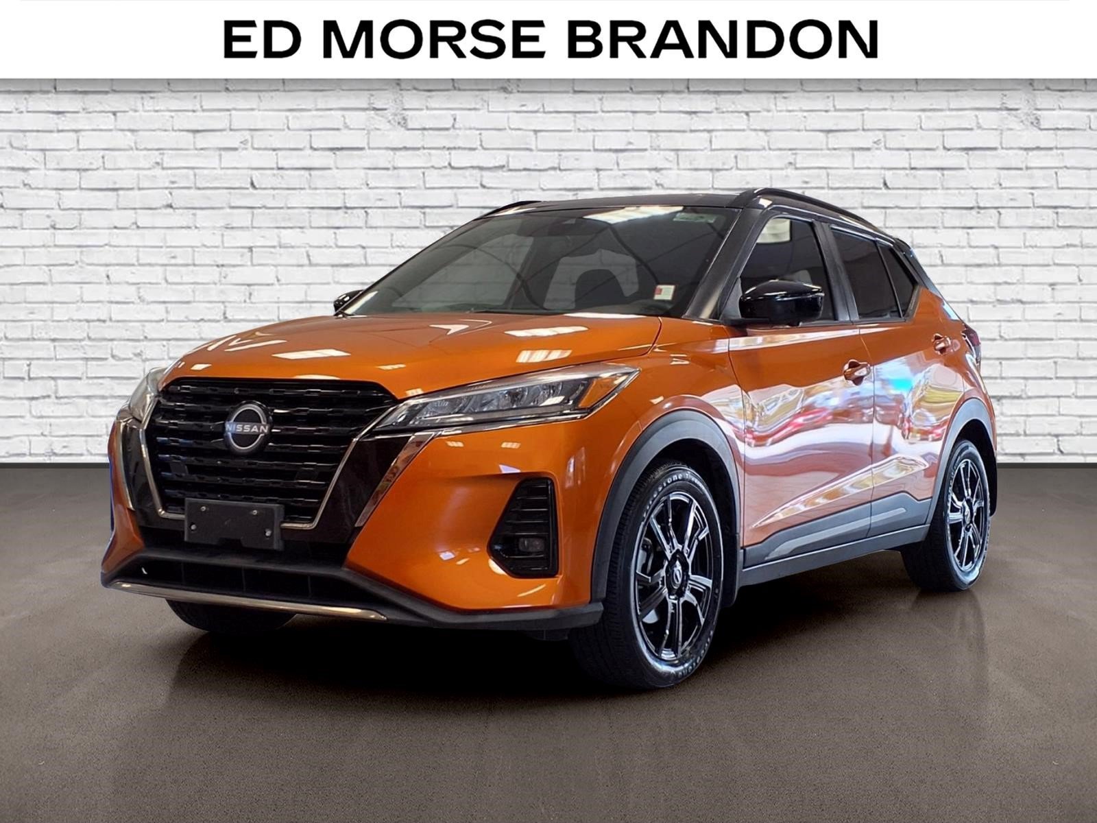 Used 2023 Nissan Kicks SR