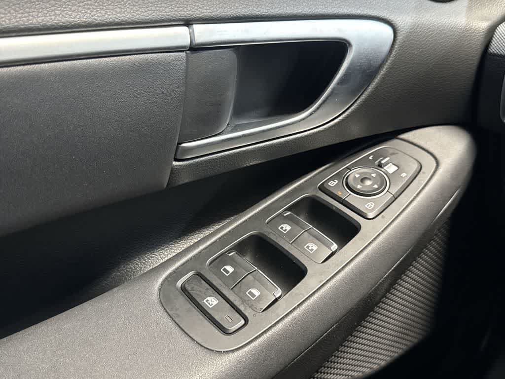 Used 2026 Hyundai Sonata SEL FWD image 17