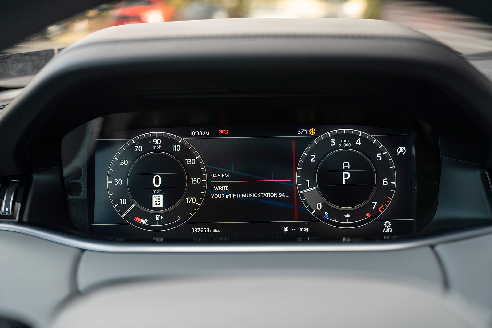 Used 2020 Land Rover Range Rover Evoque SE image 9