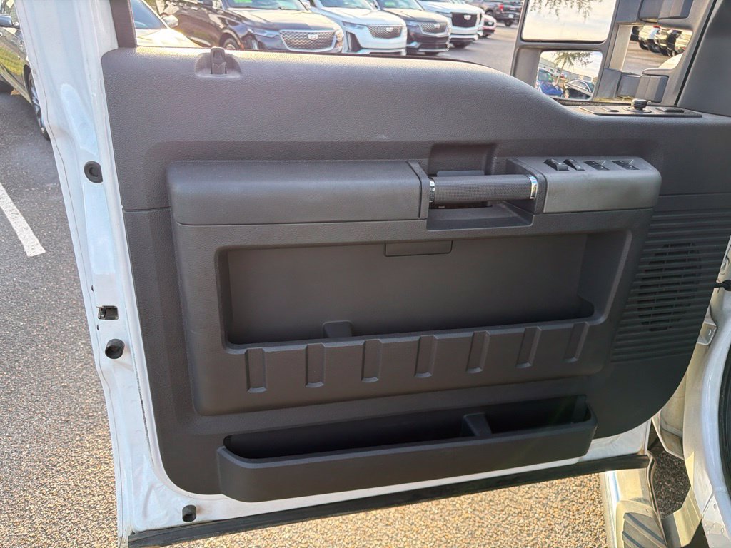 Used 2012 Ford F250 Lariat w/ Lariat Interior Pkg AWD/4WD image 18