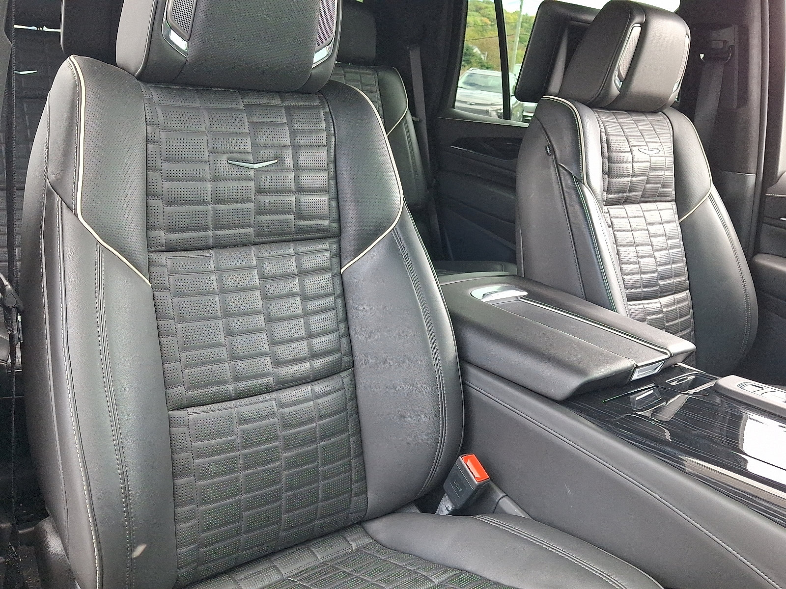 Certified 2024 Cadillac Escalade V AWD/4WD image 19
