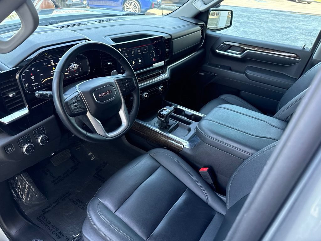 Used 2023 GMC Sierra 1500 Elevation w/ Elevation Premium Package AWD/4WD image 11