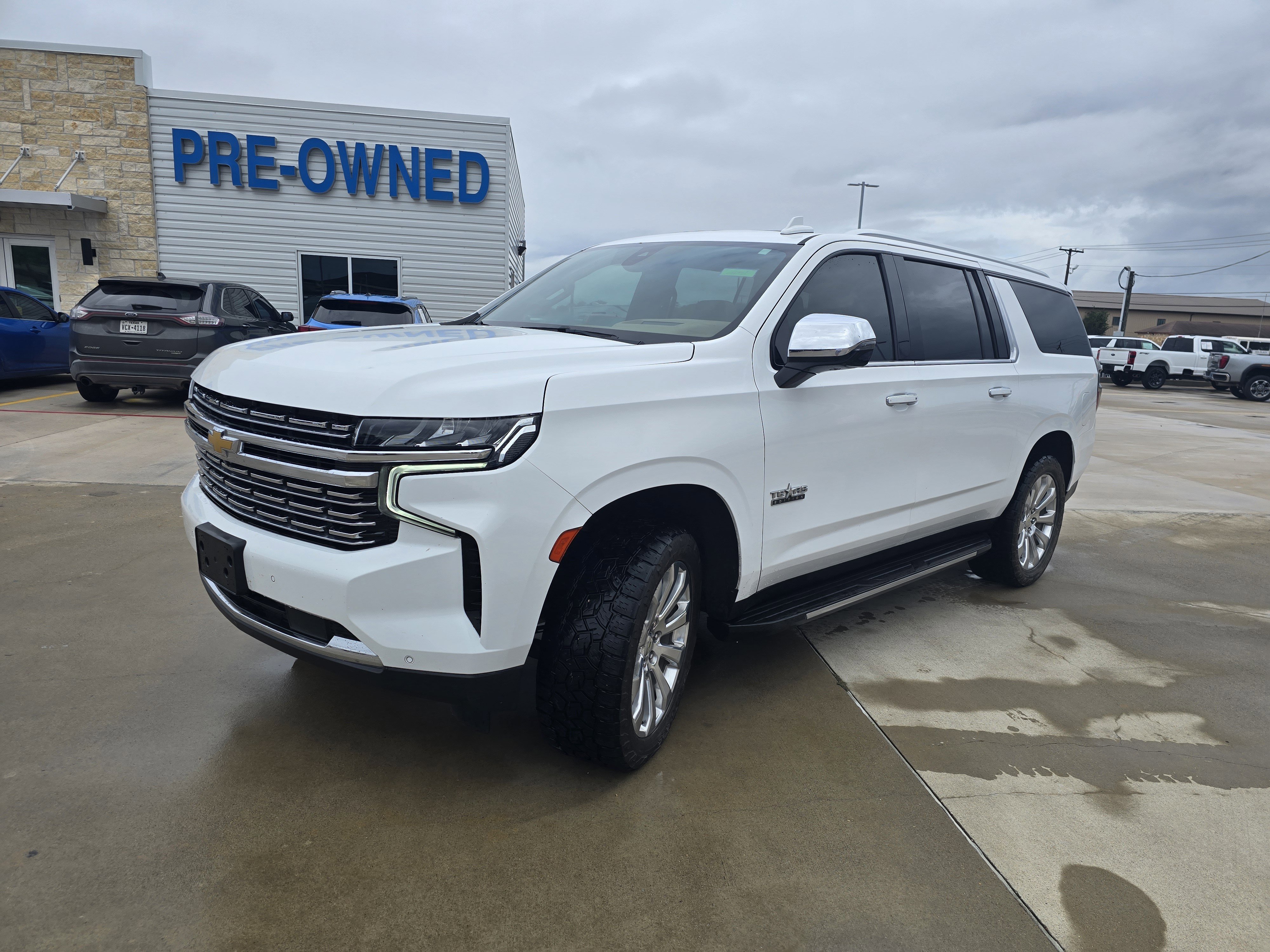 Used 2021 Chevrolet Suburban Premier w/ Texas Edition image 7
