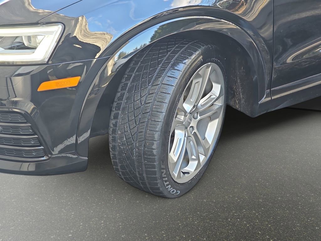 Used 2017 Audi Q3 2.0T Prestige w/ Prestige Package AWD/4WD image 36