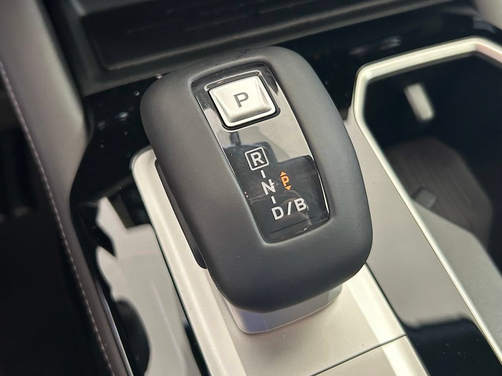 New 2026 Mitsubishi Outlander 4WD Plug-In Hybrid image 8