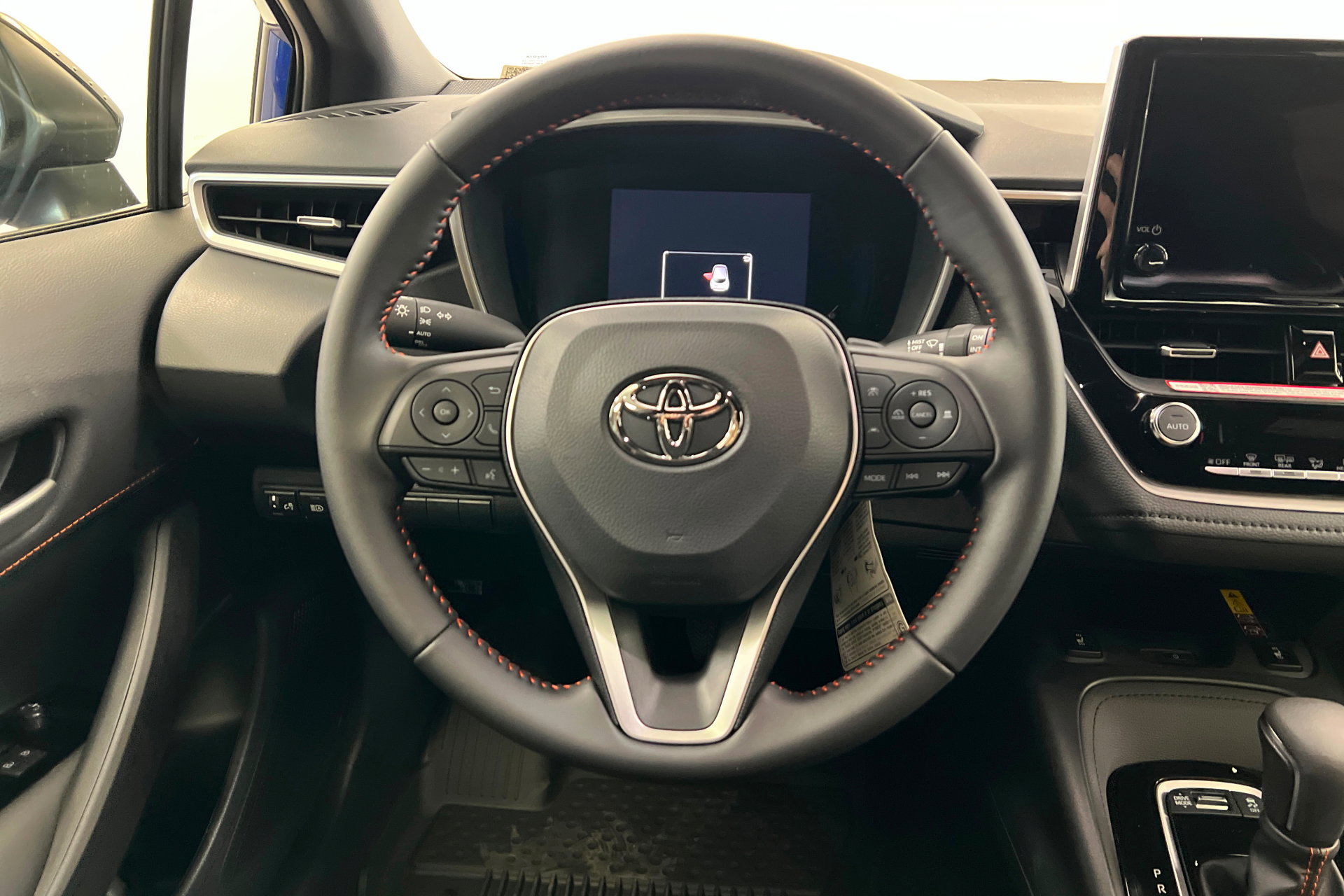 New 2026 Toyota Corolla SE FWD image 12