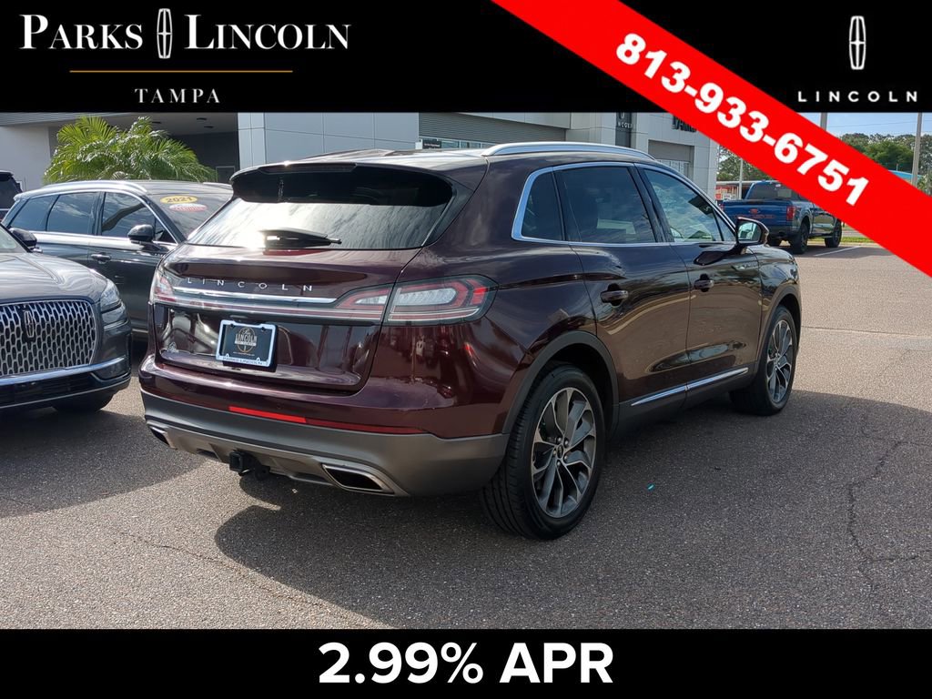 Certified 2022 Lincoln Nautilus Reserve w/ Luxury Package AWD/4WD image 4