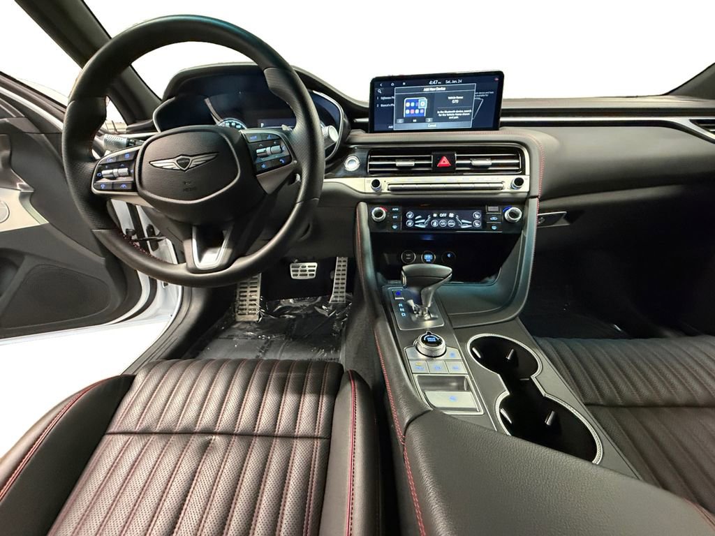 Used 2025 Genesis G70 3.3T Advanced image 10