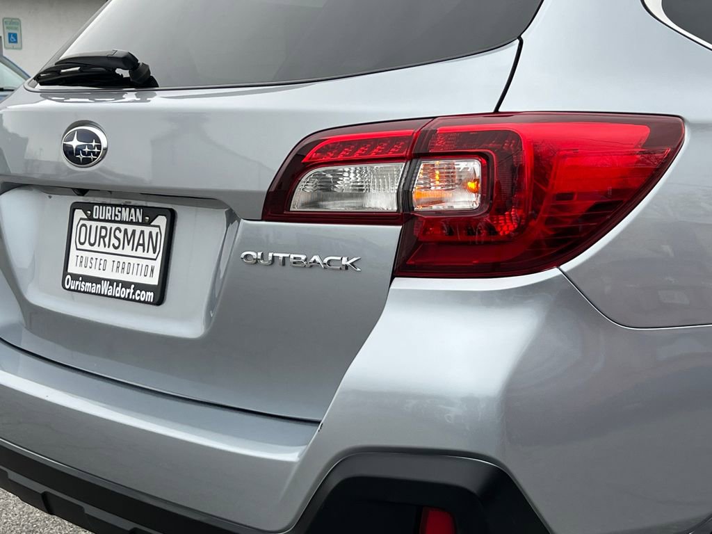 Used 2019 Subaru Outback 2.5i Limited image 6
