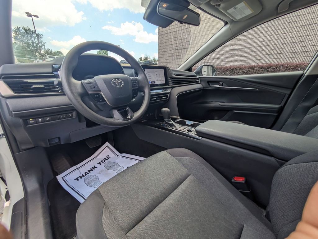 Used 2025 Toyota Camry LE FWD image 15
