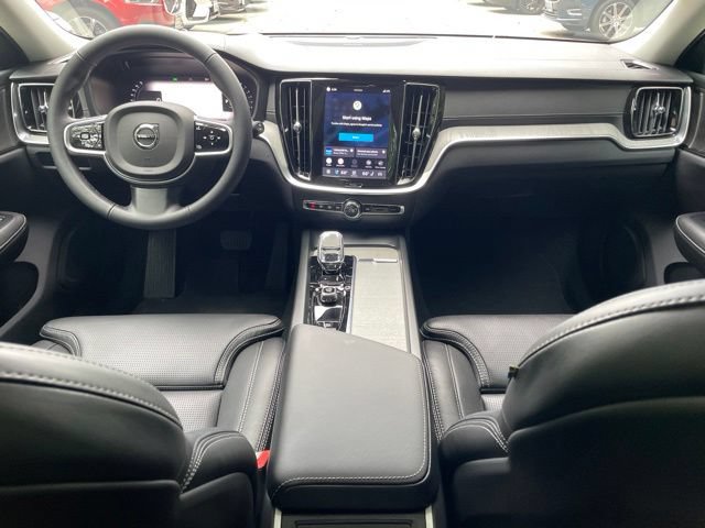 Certified 2025 Volvo V60 B5 Cross Country Ultra AWD/4WD image 22