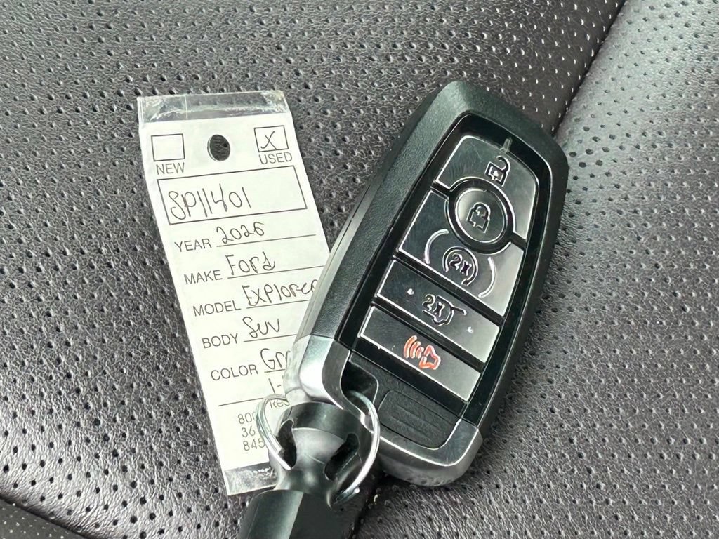 Used 2026 Ford Explorer Platinum RWD image 50
