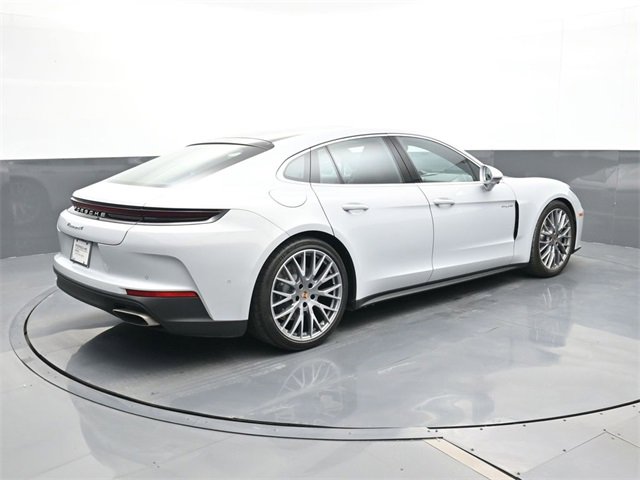 Used 2025 Porsche Panamera 4 image 23