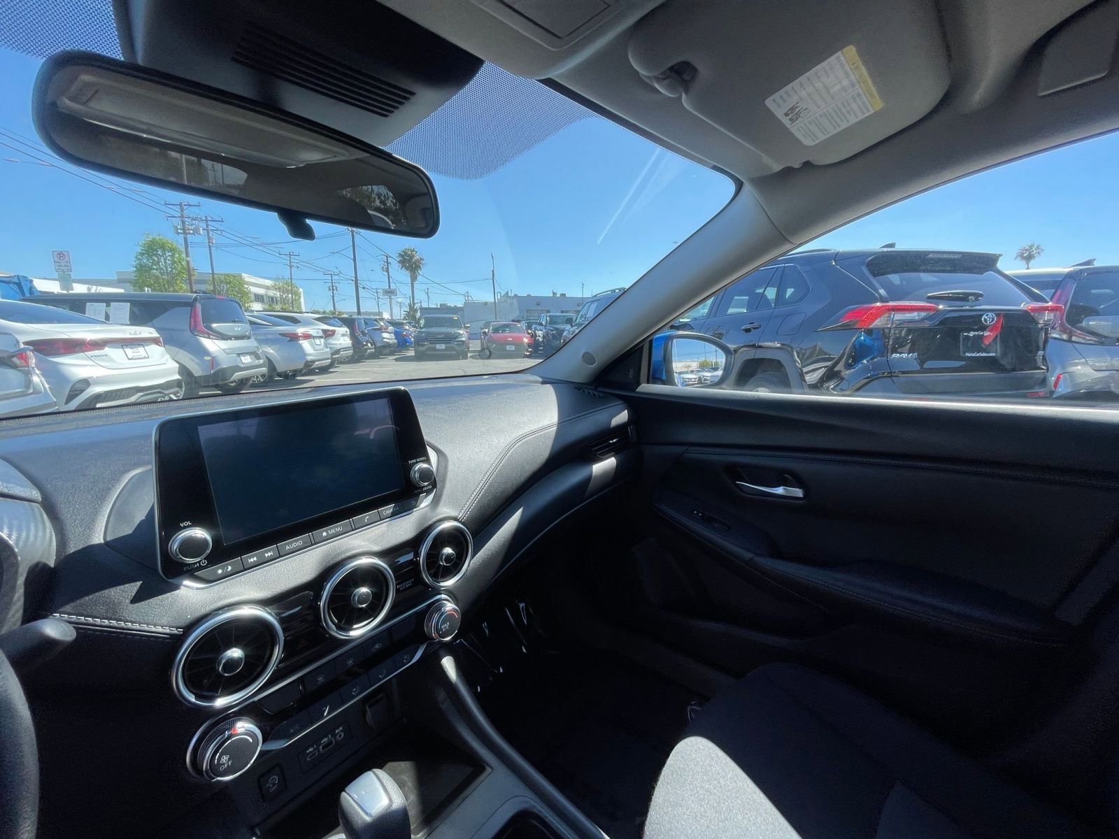 Used 2025 Nissan Sentra SV image 35