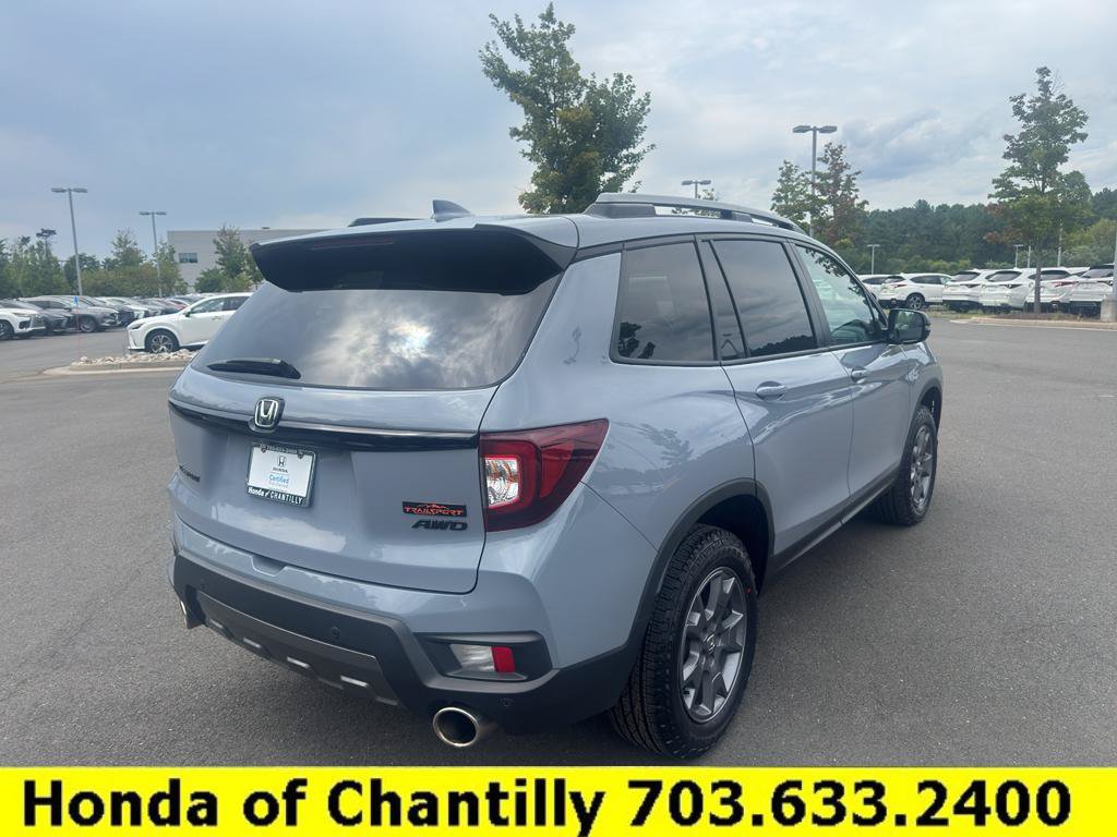 Certified 2025 Honda Passport TrailSport image 7