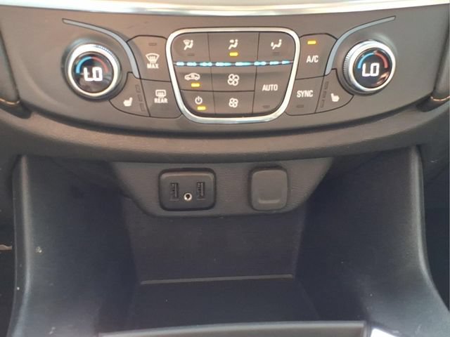 Used 2021 Chevrolet Traverse LT FWD image 18
