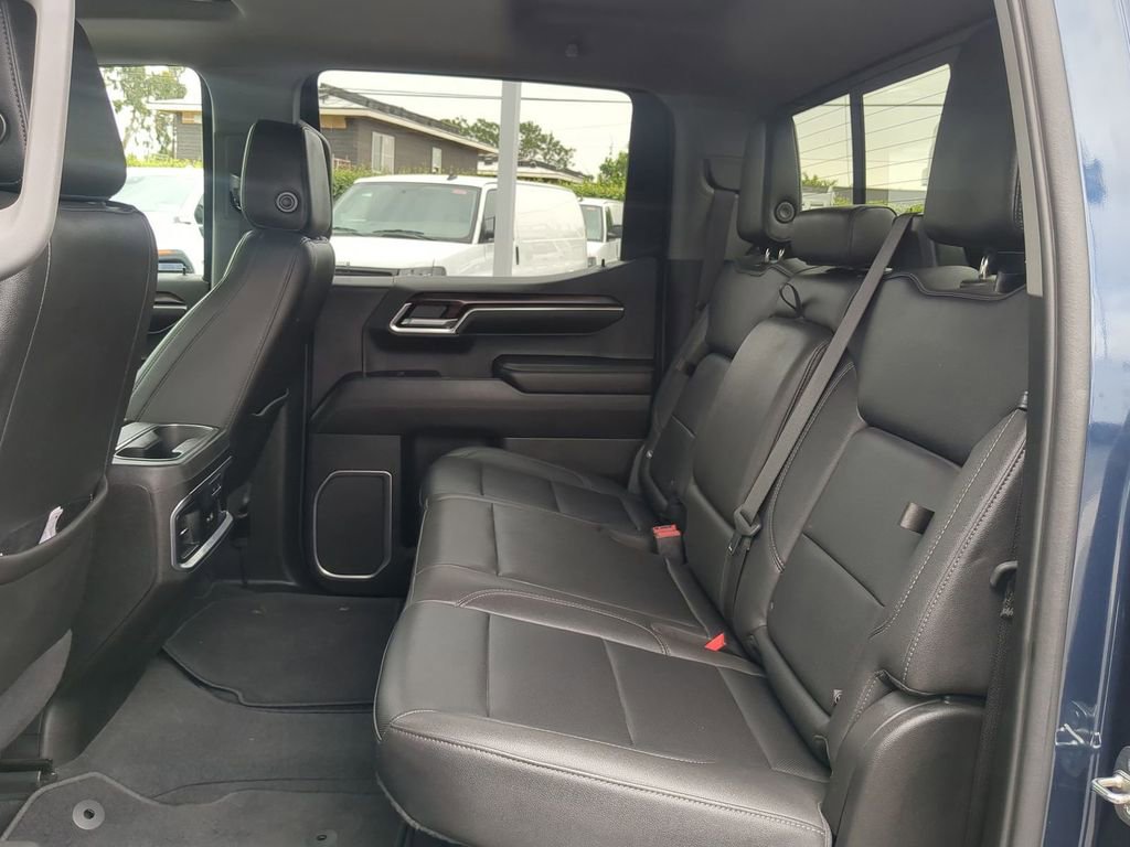 Used 2022 GMC Sierra 1500 SLT w/ SLT Convenience Package image 28