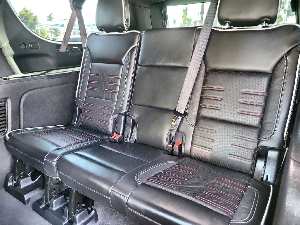 Certified 2025 GMC Yukon XL AT4 Ultimate AWD/4WD image 35