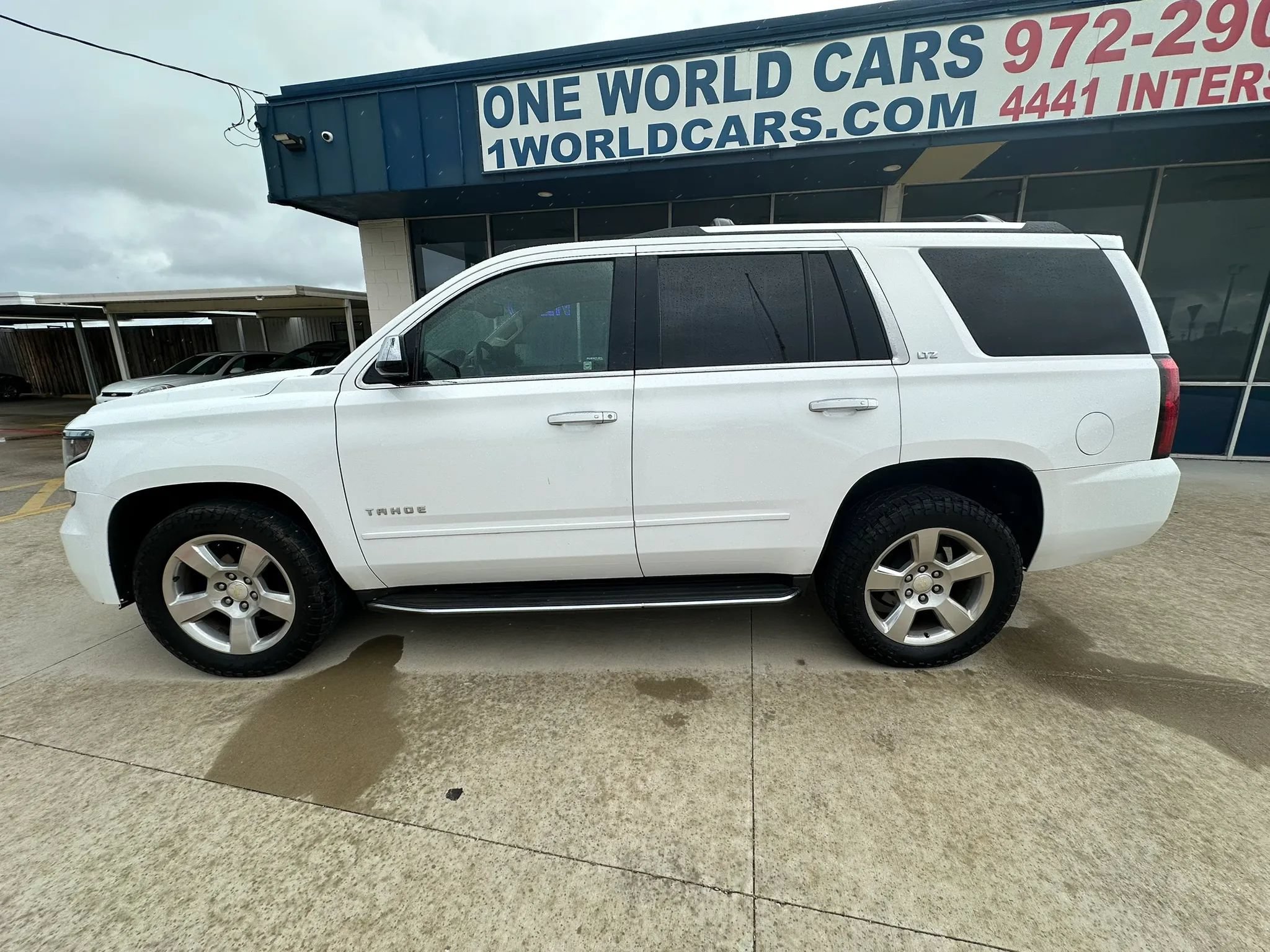 Used 2015 Chevrolet Tahoe LTZ AWD/4WD image 4