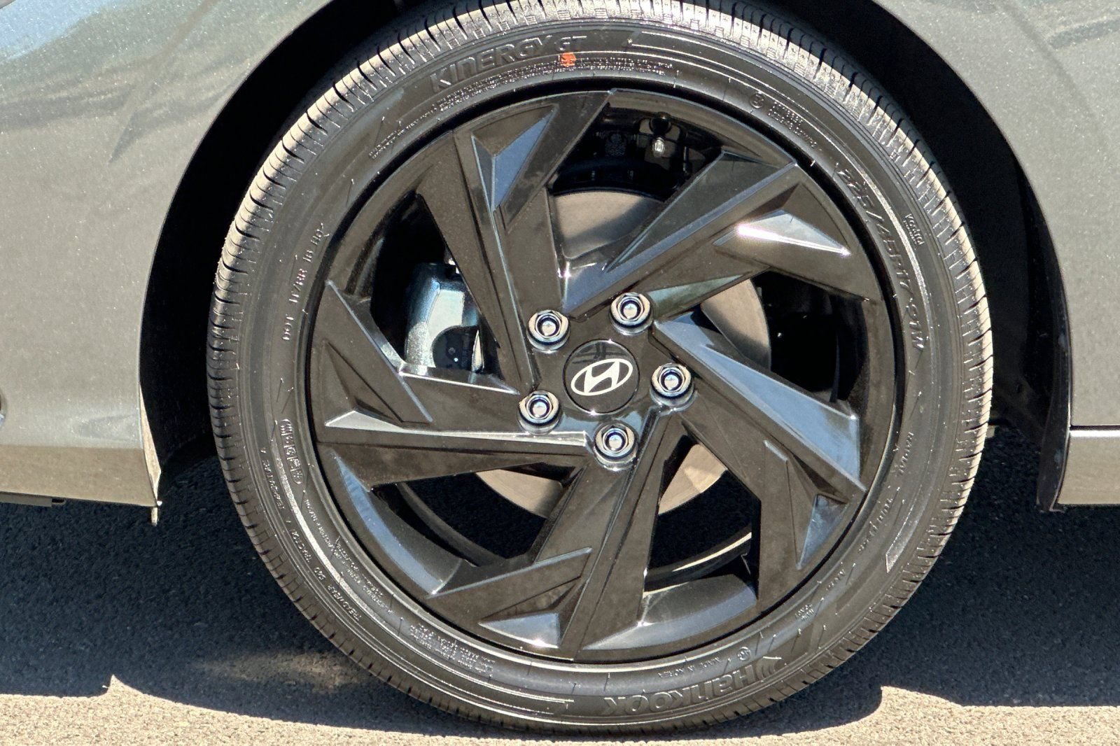 New 2026 Hyundai Elantra Sport FWD image 22