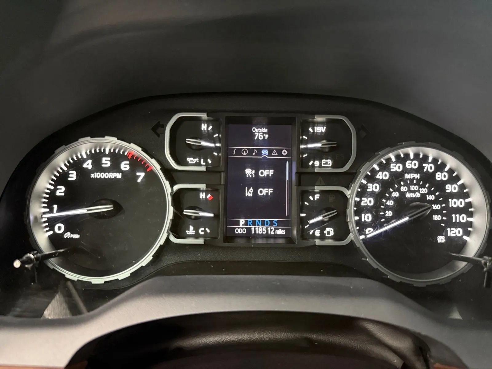 Used 2019 Toyota Tundra Limited AWD/4WD image 9