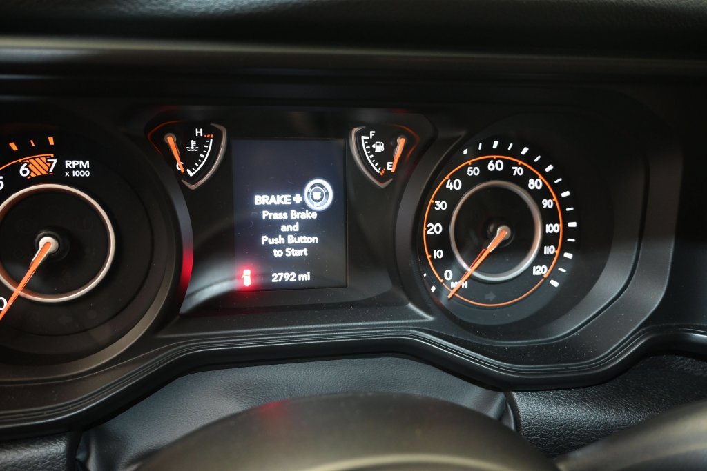 Used 2026 Jeep Wrangler Sport AWD/4WD image 11