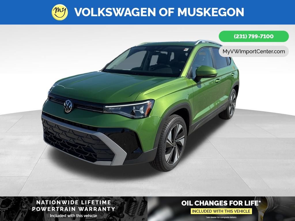 New 2025 Volkswagen Taos SE image 3