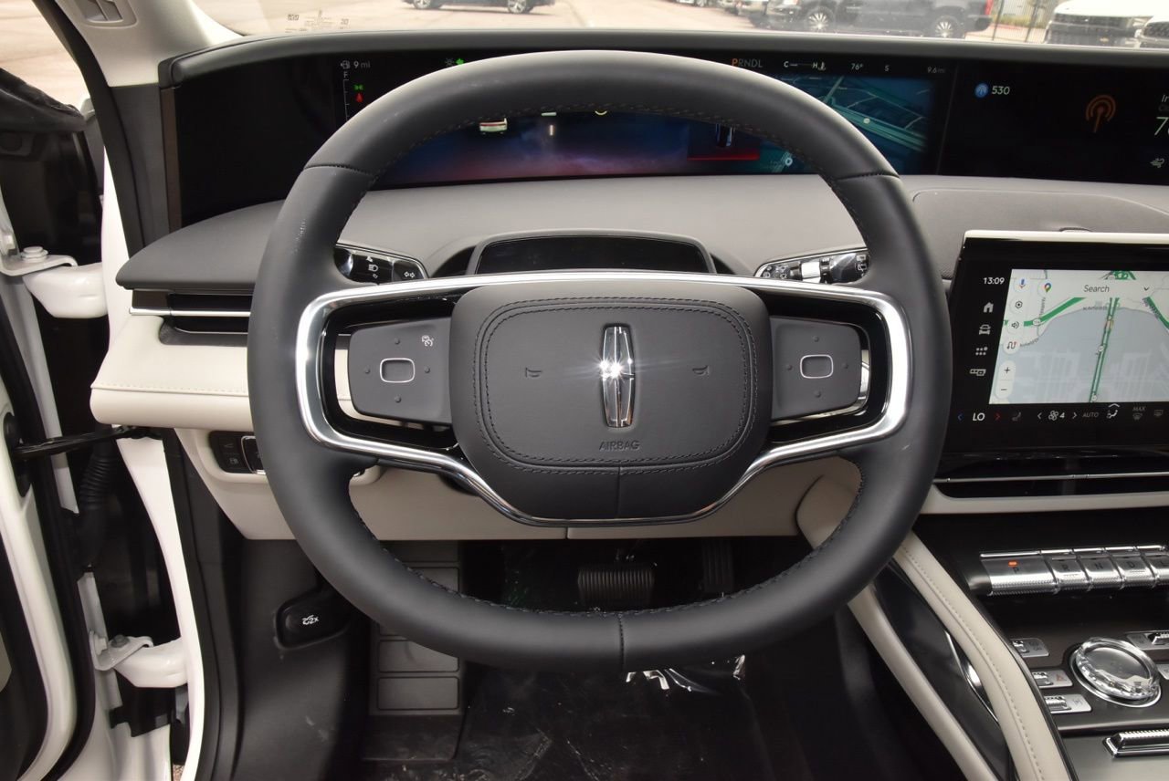 New 2026 Lincoln Nautilus Premier AWD/4WD image 29