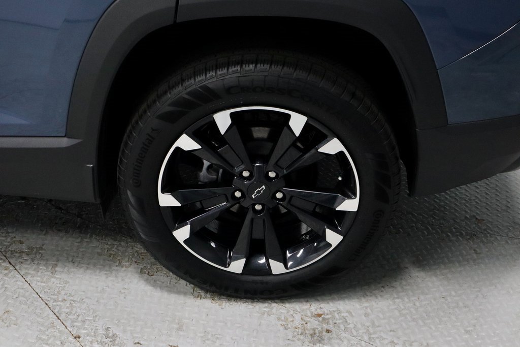 Used 2025 Chevrolet Equinox RS w/ Safety and Technology Package image 18