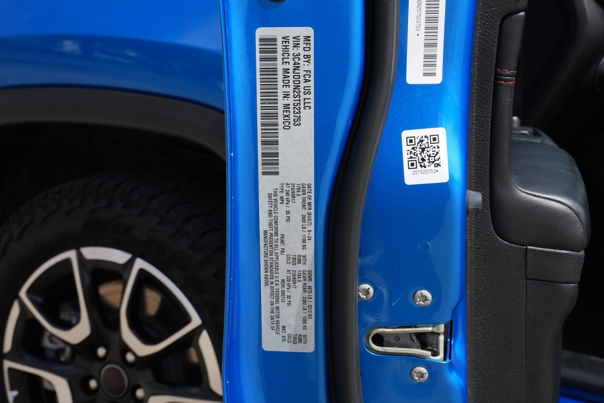 Used 2025 Jeep Compass Trailhawk image 31