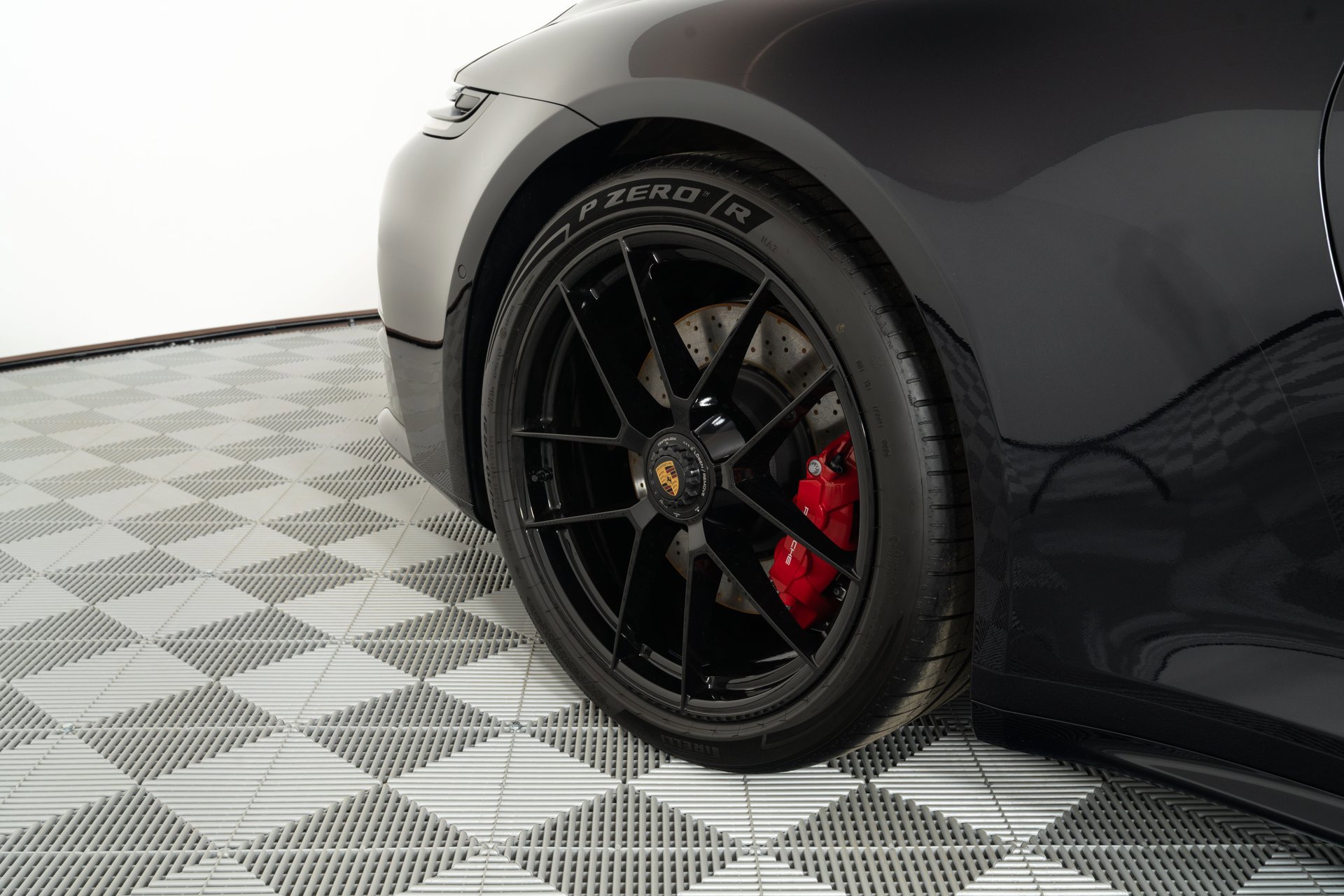 Used 2025 Porsche 911 Carrera GTS image 58