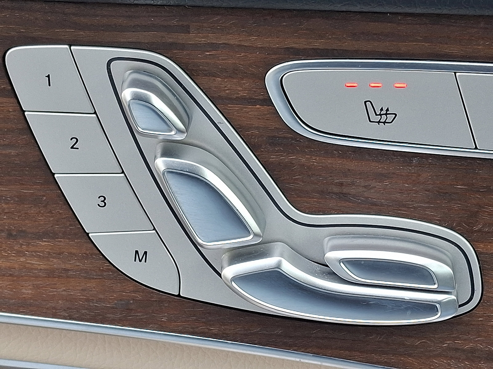 Certified 2022 Mercedes-Benz GLC 300 4MATIC image 26