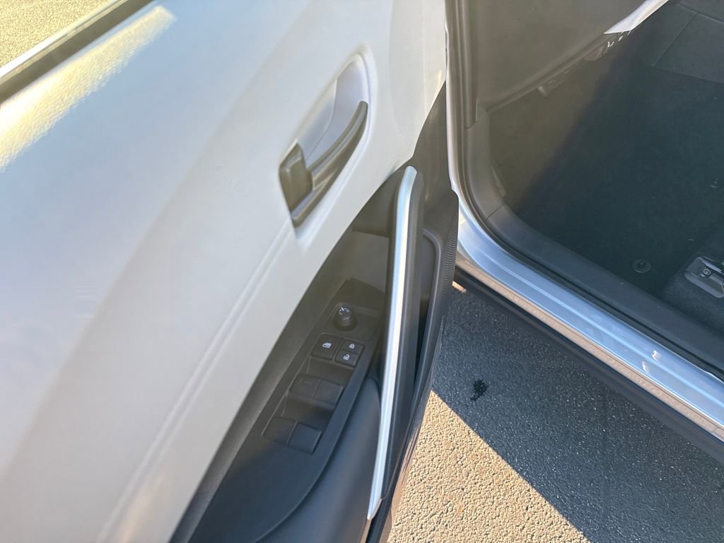 New 2026 Toyota Corolla Cross L image 10