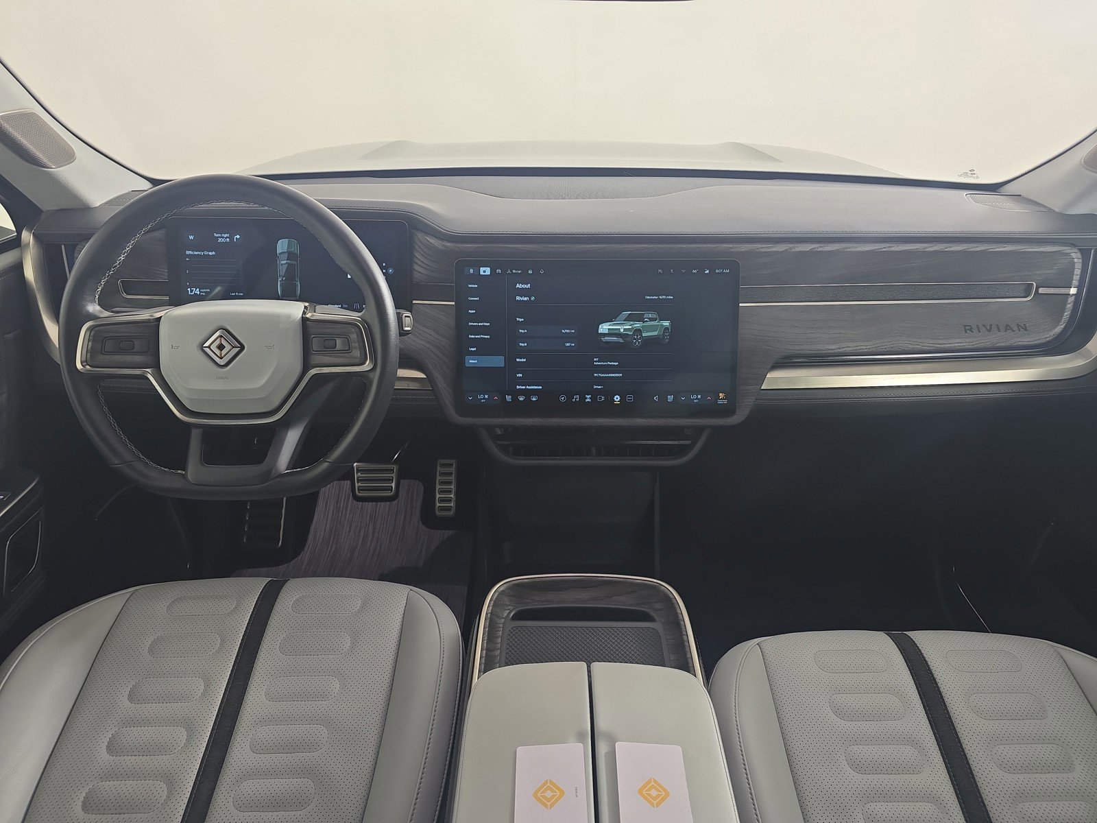 Used 2022 Rivian R1T Adventure AWD/4WD image 25