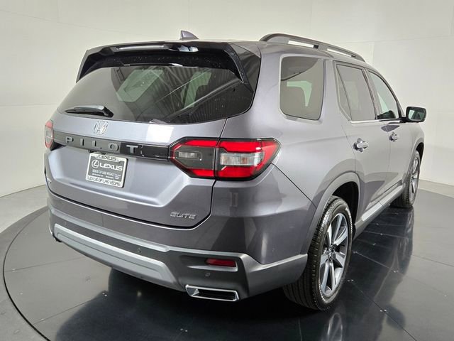 Used 2023 Honda Pilot Elite image 6