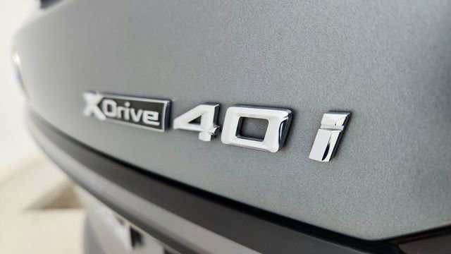 Used 2024 BMW X7 xDrive40i w/ M Sport Package image 18