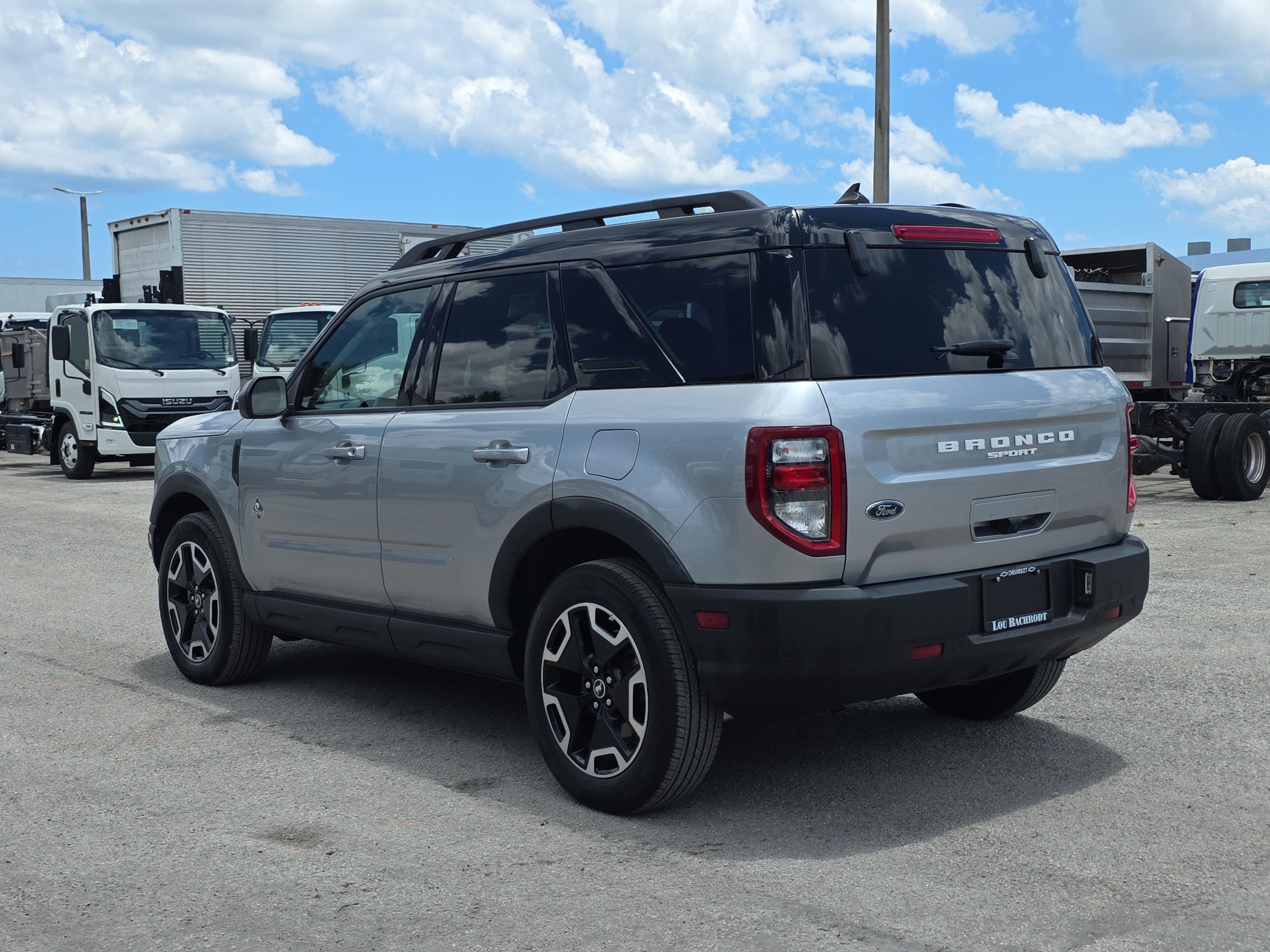 Used 2023 Ford Bronco Sport Outer Banks w/ Tech Package AWD/4WD image 5