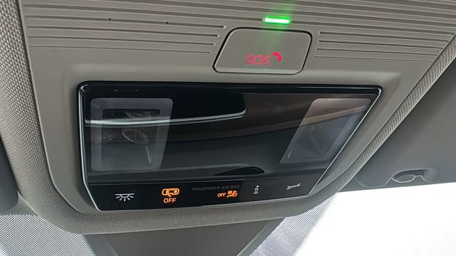 Used 2024 Volkswagen Atlas SE image 33