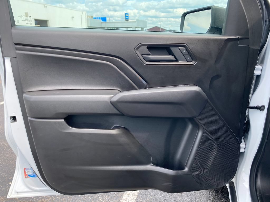 Used 2025 Chevrolet Colorado W/T RWD image 19
