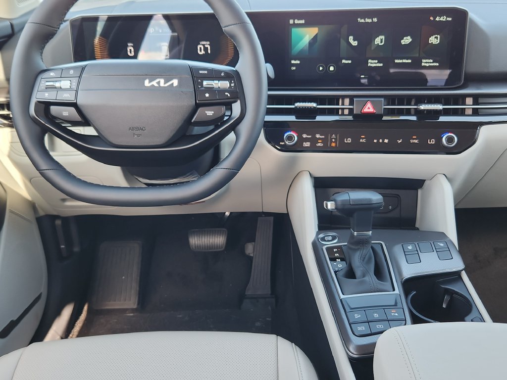 New 2026 Kia Sportage EX AWD/4WD image 11