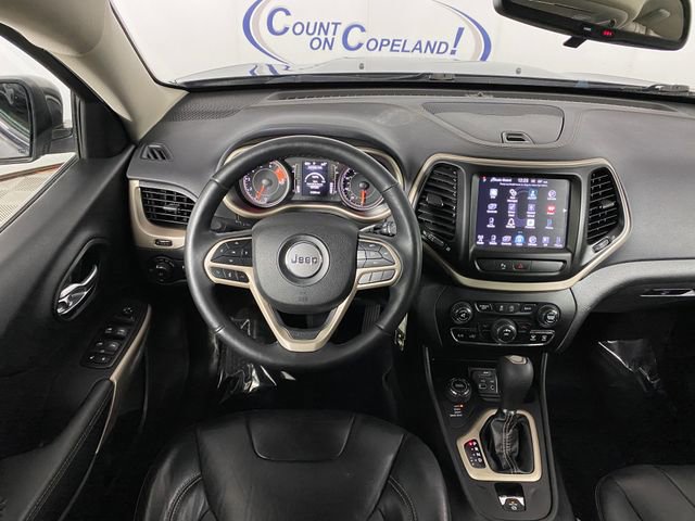 Used 2017 Jeep Cherokee Latitude w/ True North Edition image 14