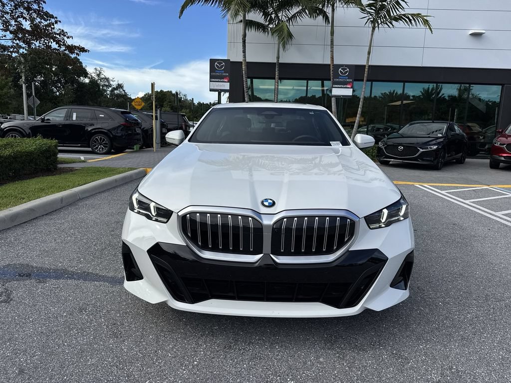 Used 2026 BMW 530i xDrive AWD/4WD image 29